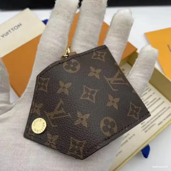 VUITTON AND KEY HOLDER LOUIS KIRIGAMI POUCH BAG CHARM 0412